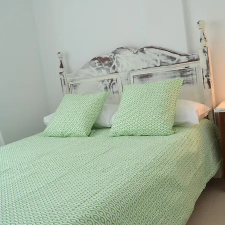 Apartment El Medano, 3 Bedrooms, Pool, Balcony And Parking *