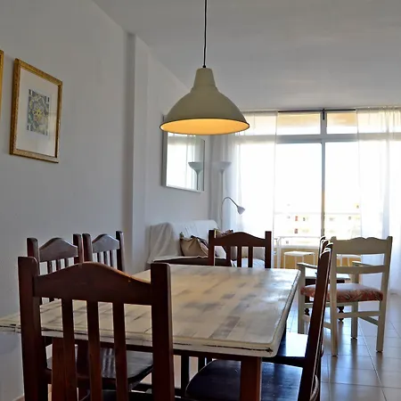 Apartment El Medano, 3 Bedrooms, Pool, Balcony And Parking *