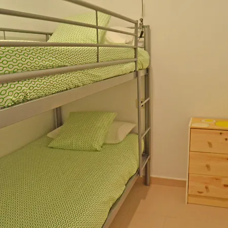 El Medano, 3 Bedrooms, Pool, Balcony And Parking Apartment *